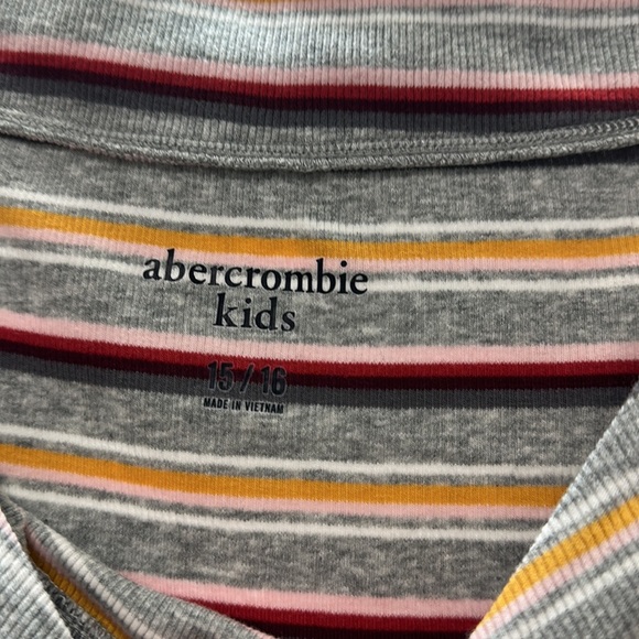 Abercrombie kids long sleeve - Picture 2 of 2
